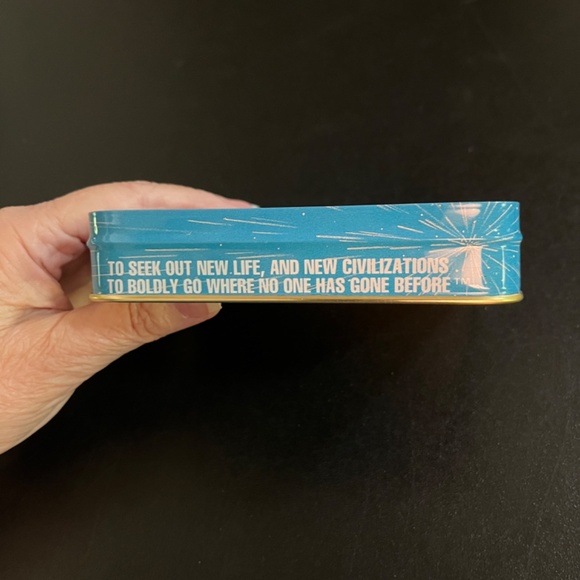 Star Trek: The Next Generation Double Deck Playing Card Set in Tin & Orig. Box - Picture 9 of 16